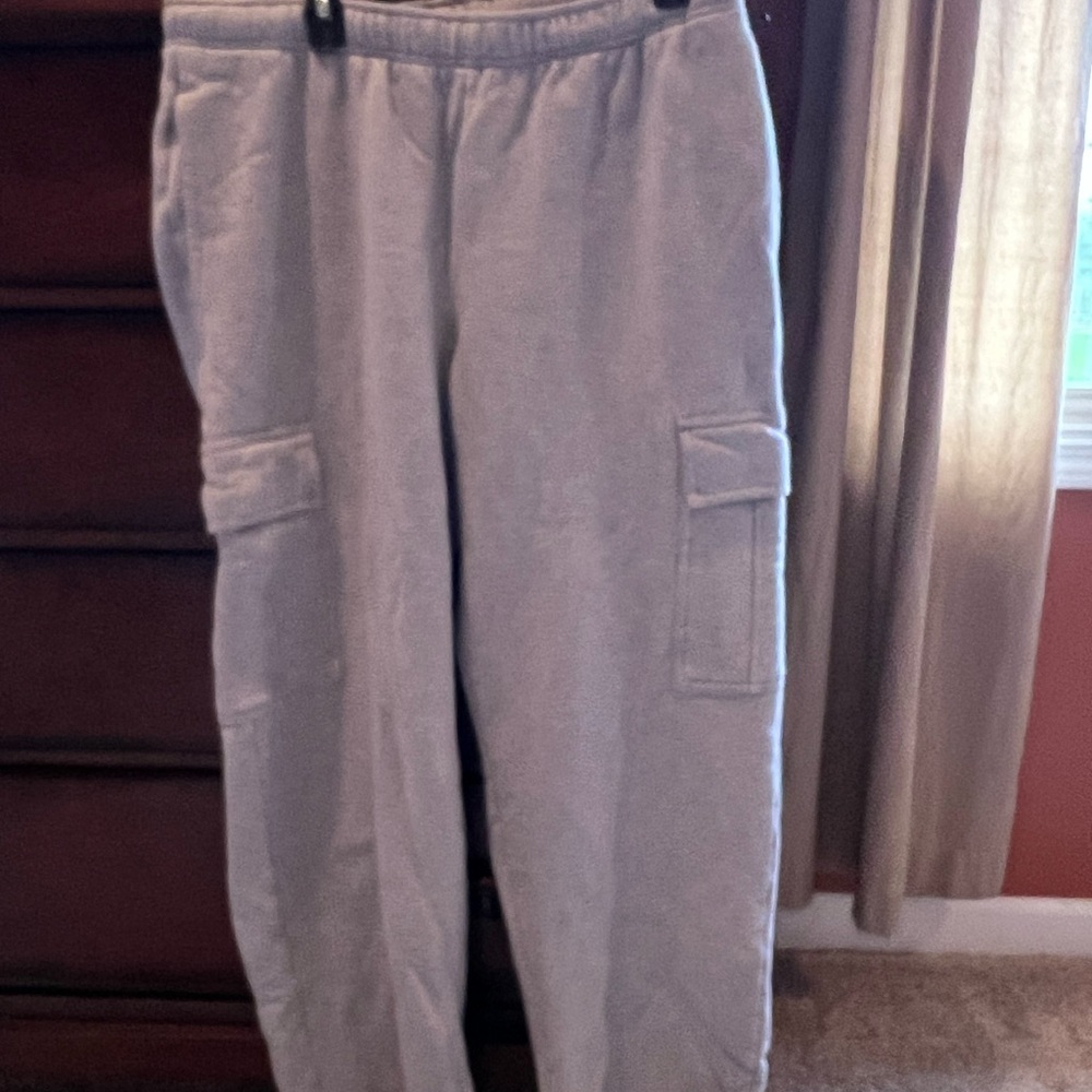 Aritzia Gray Cargo Pants with Relaxed Fit and Elastic Waistband